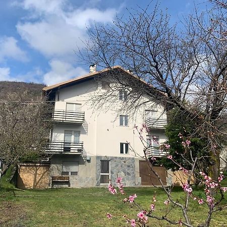 ChambaveCasa Vacanza Leonardoアパートメント エクステリア 写真